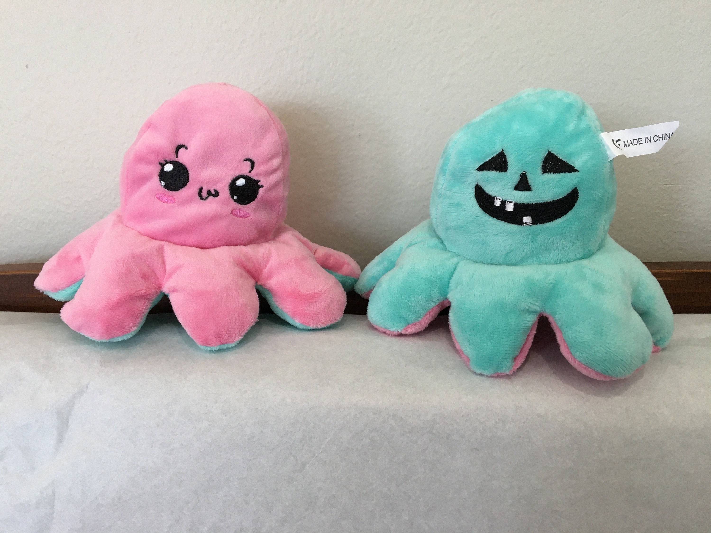 Tiktok octopus mood plush Lasicolour