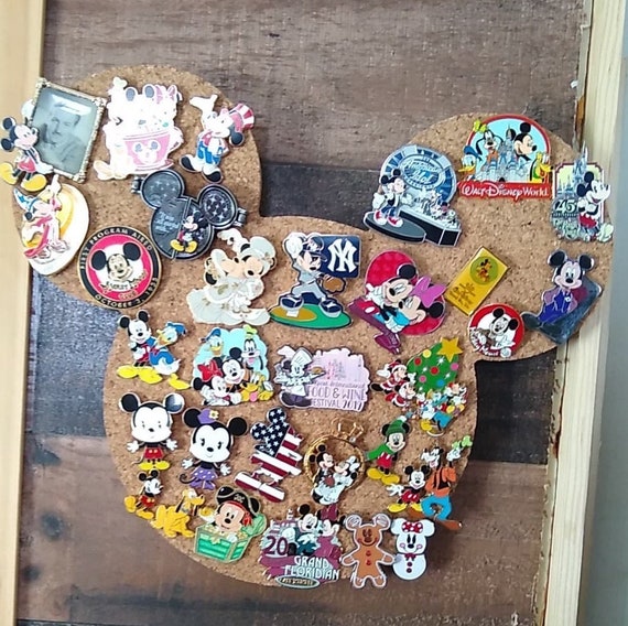 170 Disney Pins/Pin Trading ideas  disney pins, disney, disney trading pins