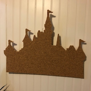 DL Castle Pin Board