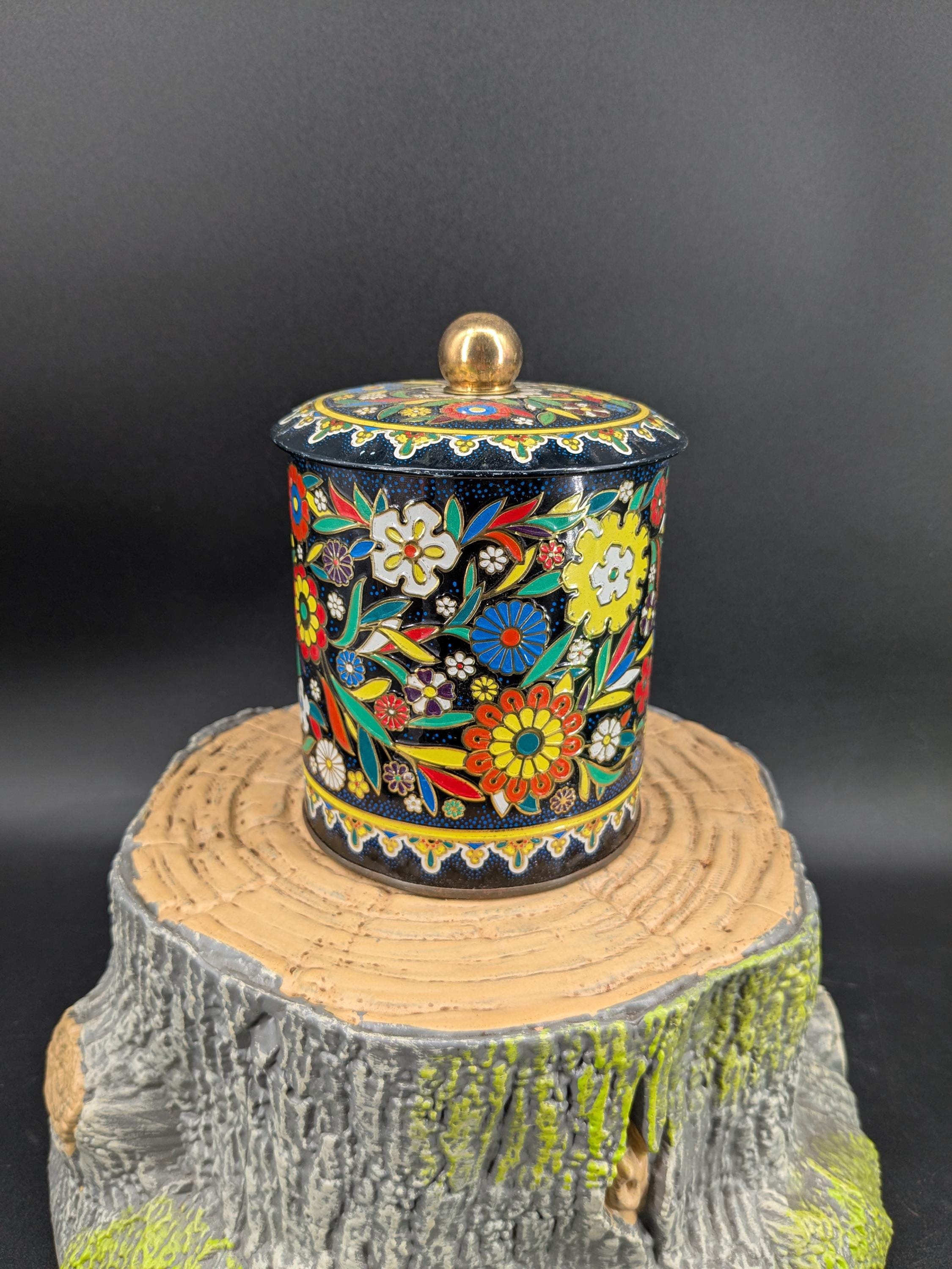Daher English Tin - Etsy