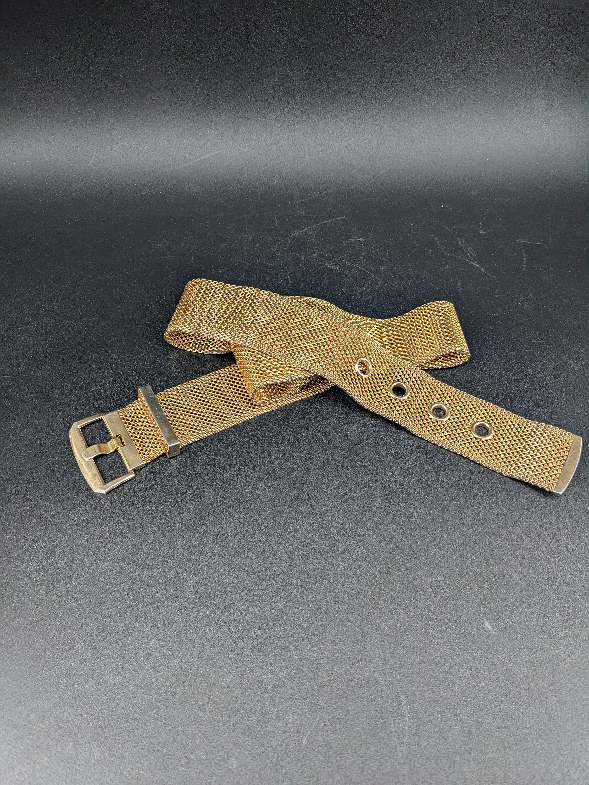 Vintage Metal Gold Tone Mesh Fashion Belt 30 1/2 display picture 1