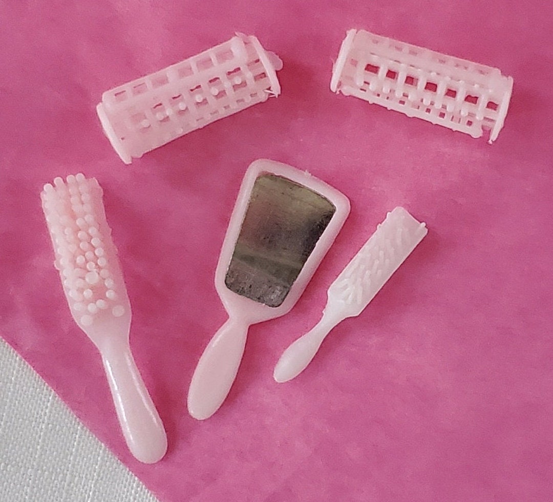 Vintage Barbie Skipper Beauty Accessories, Skipper Brushes, Mirror, Two