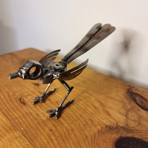 Welded metal bird
