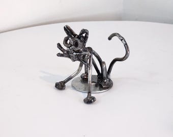 Welded metal cat, small figurine sculpture