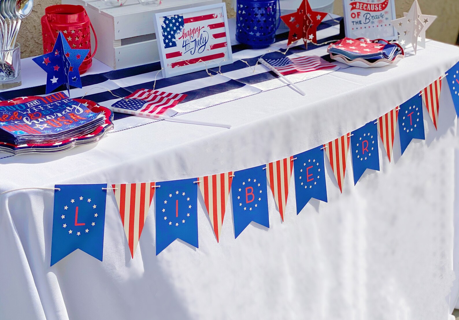 Stars & Stripes Party Box- Party on Size - Etsy