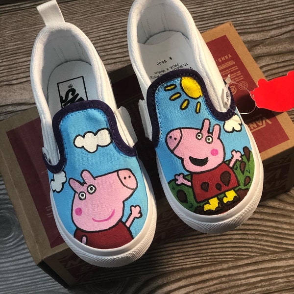 Peppa Pig Shoes | Peppa Pig | Custom Shoes | Decorations by suly | Peppa | Birthday | Hand Painted Shoes