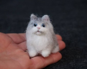 Needle Felted Gray&White Cat, 1:6 scale Dollhouse cat