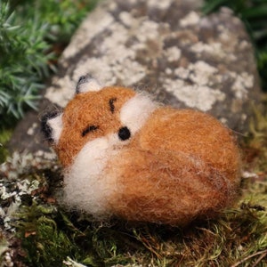 Needle Felted Red Fox , Miniature