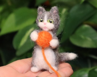 Needle Felted Kitty, Needle Felted Cat, Cute Cat, Gift for animal lover