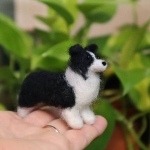 Needle Felted Border Collie, Miniature, Dollhouse dog, Gift for animal lover