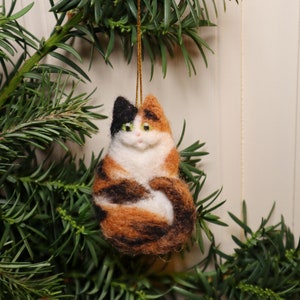 Needle Felted Cat Miniature Handmade Cat Christmas Decoration, Christmas Tree Ornament Gift for animal lover