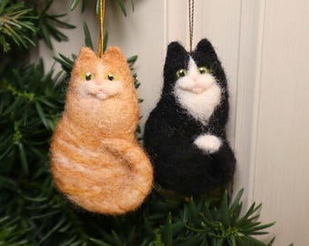 Needle Felted Cat Christmas Ornament: Handmade Wool Decoration