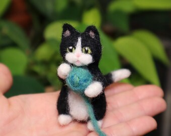 Needle Felted Kitty, Needle Felted Cat, Cute Cat, Gift for animal lover
