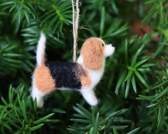 Needle Felted Beagle, Miniature, Christmas Decoration, Christmas Ornament, Gift for animal lover