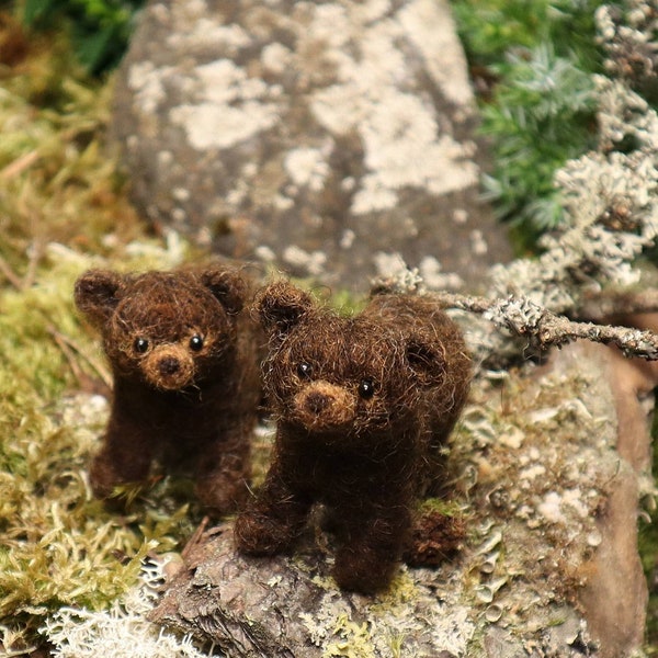 Ours brun feutré à l'aiguille, miniature, animal en feutre, cadeau pour amoureux des animaux