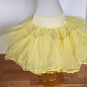 Yellow Petticoat -  Canada
