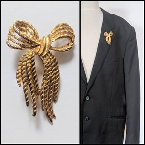 Vintage Gold Faux String Bow