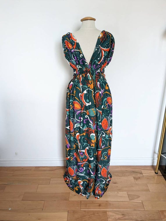 Late 60s Green Gown - image 2