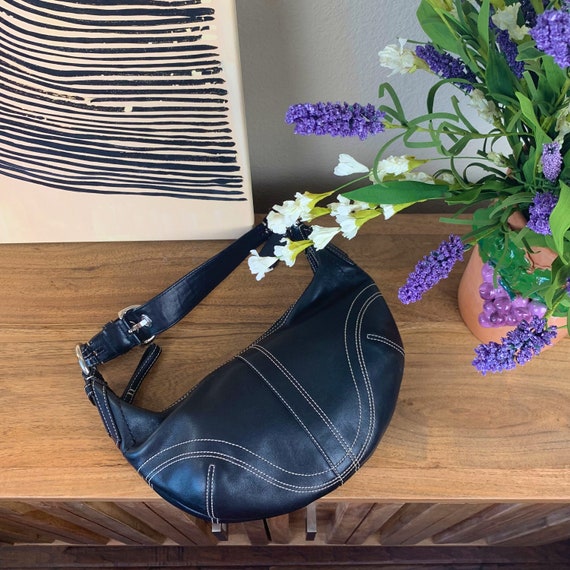 Vintage Y2K 2000s Coach Leather Hobo Baguette Purs