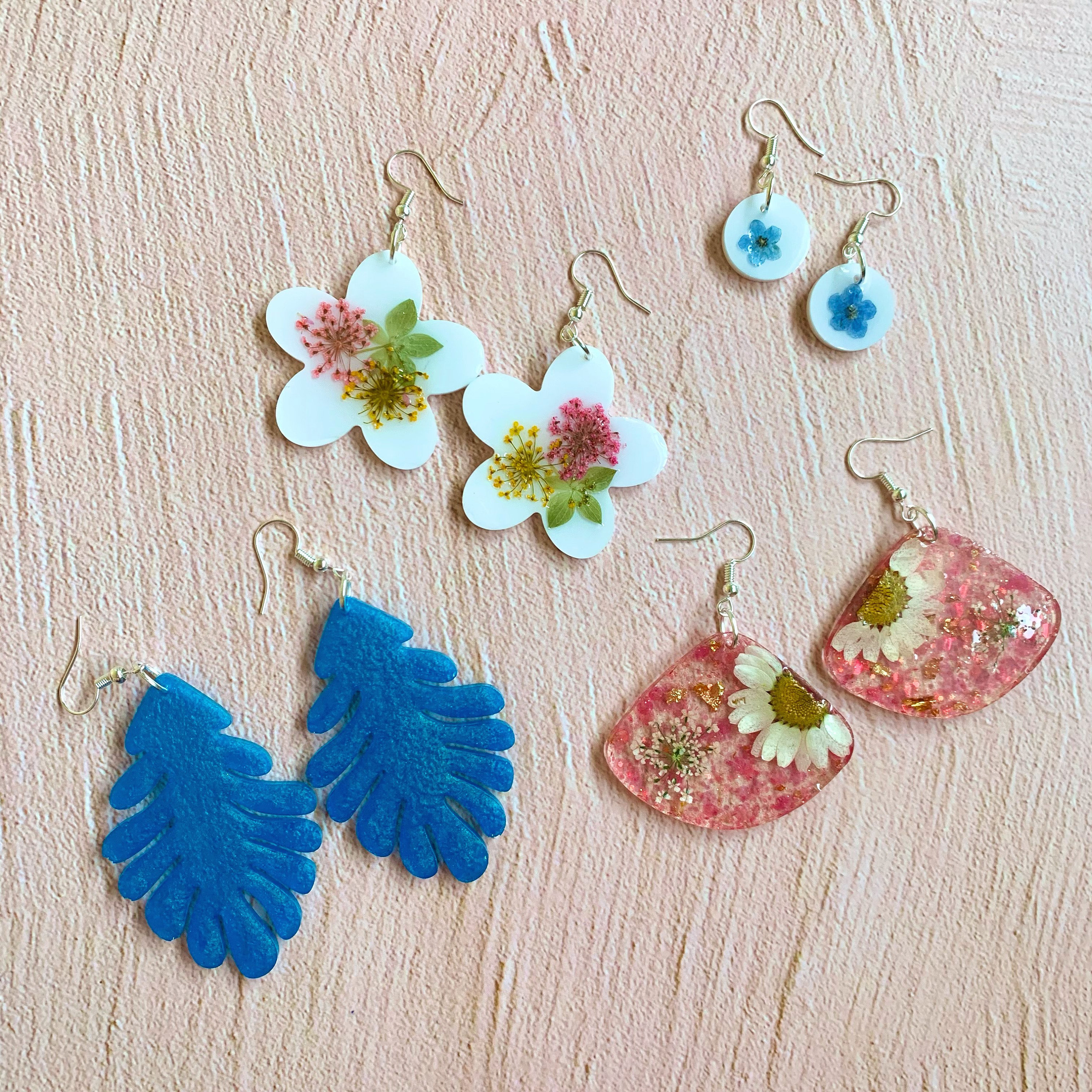 Flower Dangle Earrings, Flower Earrings, Spring Earrings