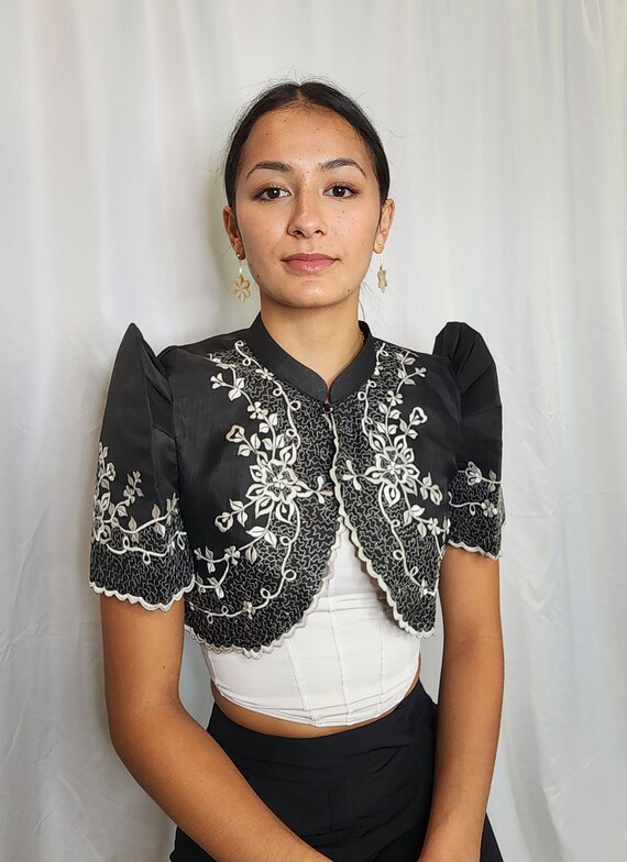 epine rétro flower bolero blouse black épine - epine rétro flower bolero blouse blackの通販 by hana