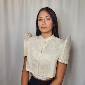 Piña Cocoon, Bolero, Filipiniana Moderna, Boda Filipina, Para Ella, Para Mamá, Mirada Bidireccional, Terno, María Clara, Bordada, Hecha en Filipinas