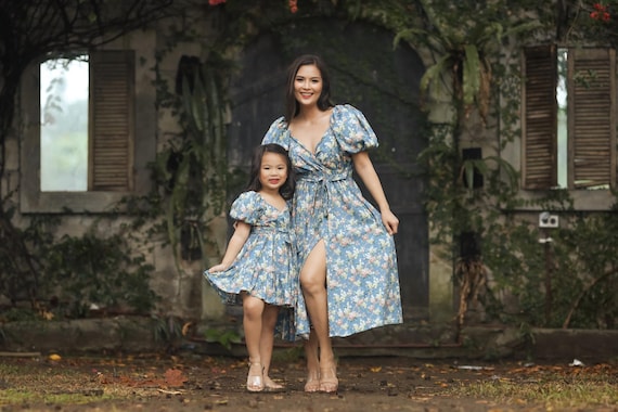 Mother and Daughter Dresses,Mom & Me,Photoshoot Dresses,Summer,Fall,Spring,Matching,Mommy and Me,Handmade,Cotton,Elegant,Comfortable,Flower