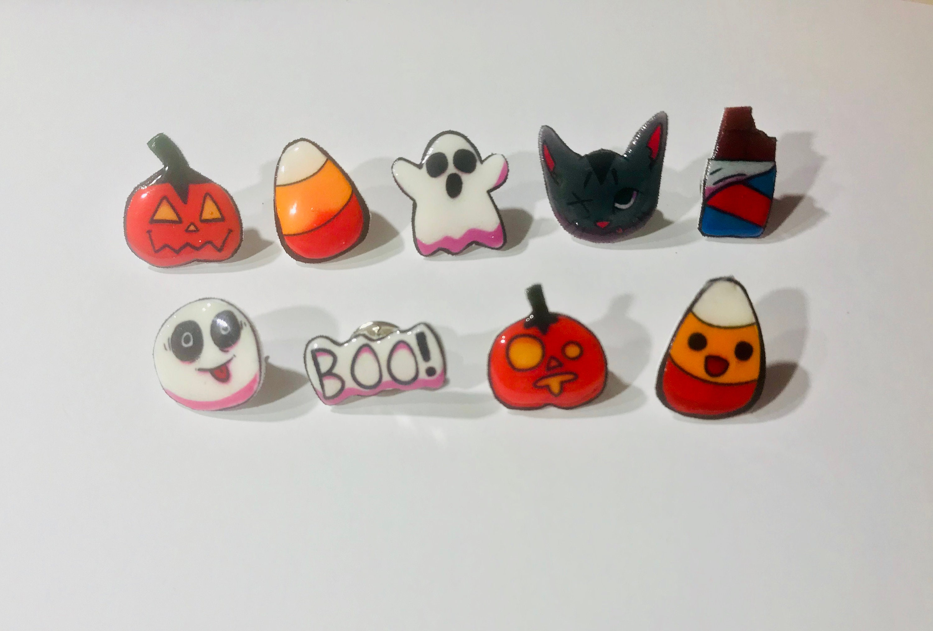 HALLOWEEN PIN SET Spookerty Pins Etsy