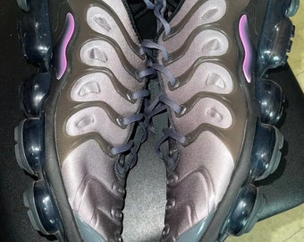 customized vapormax plus