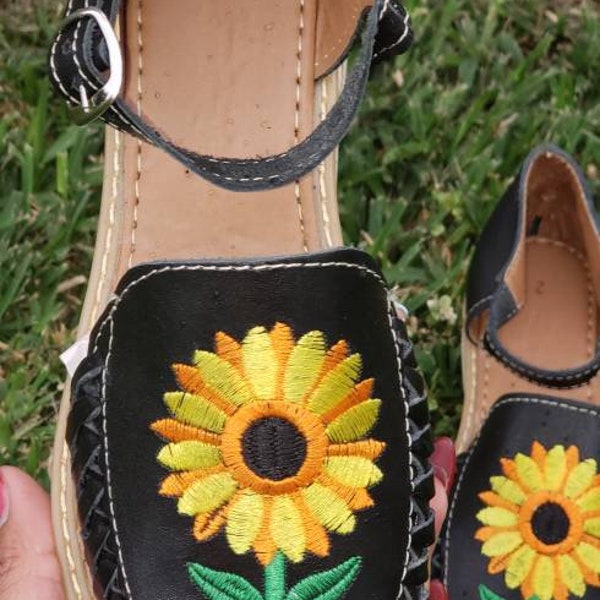 FINAL SALE! Sunflower huaraches