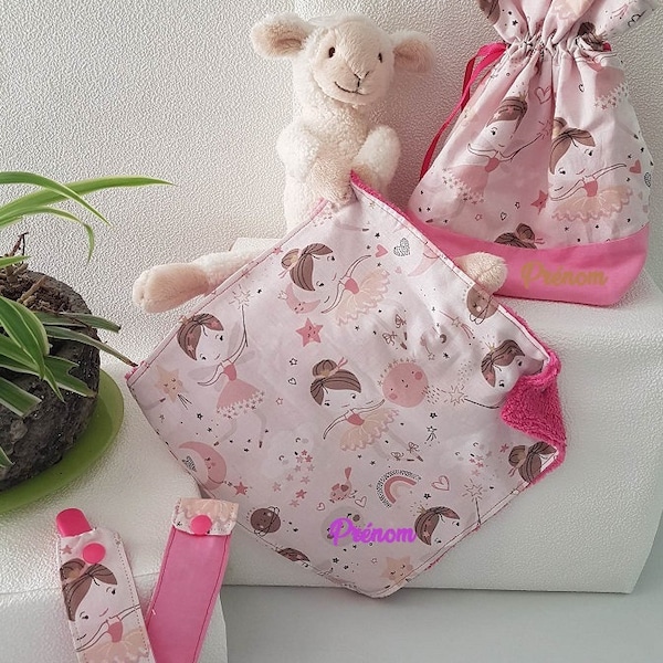 doudou plat brodé & son sac assorti