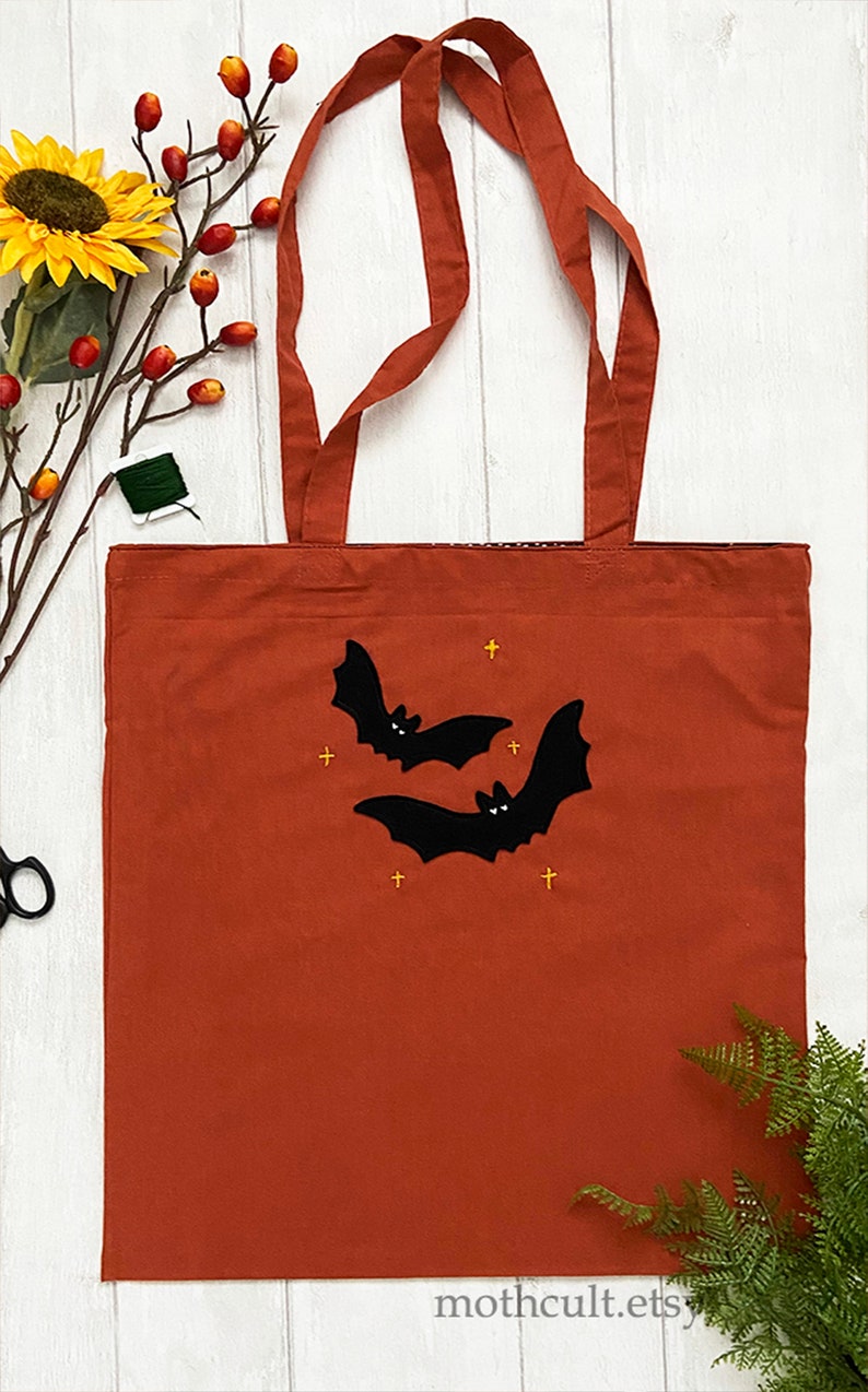 Bat Embroidery Tote Bag Wool Felt Applique Tote Halloween Fashion Organic Cotton Bag Reusable Shopping Bag Embroidered Bag