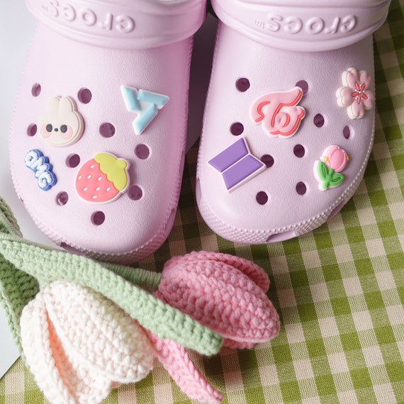 Peach croc charm deals