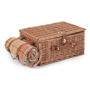 REDUCED Tan Leather Tweed Check Picnic Basket for 2 INCLUDES matching blanket held with integral leather strapsnapkinscooler bagglasses image 8