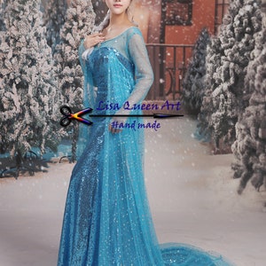 elsa coronation cosplay