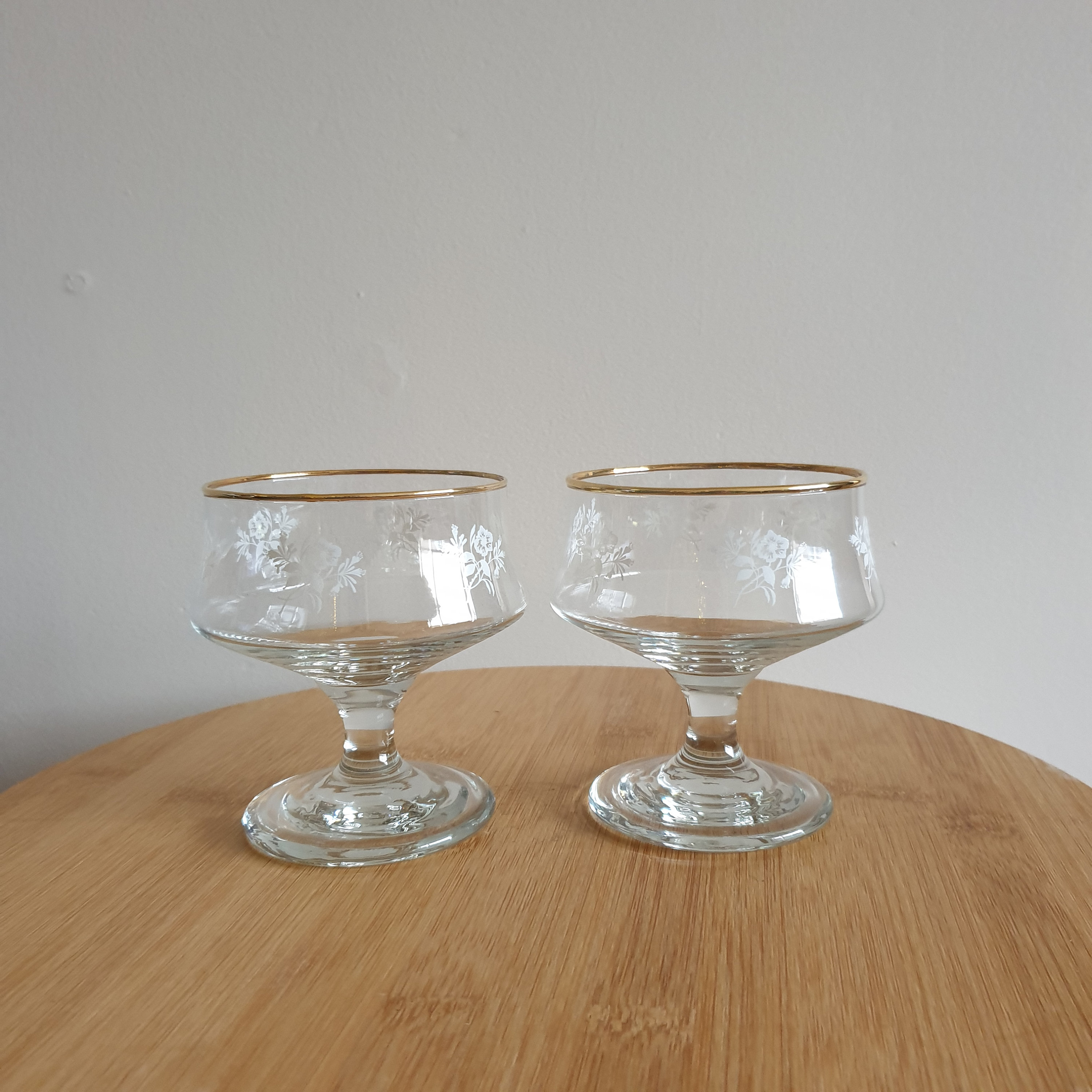 2 Vintage Pedestal Compote Glasses. Coupe Glasses. Gold Rim. Etsy
