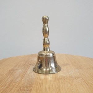 Vintage Brass Bell. Solid Brass Bell. Decorative Hand Brass Bell. Desk Bell. Gift. Unique bild 1