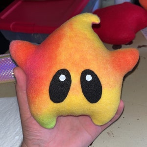 Super Mario Galaxy Rainbow Luma Plushie (ILOŚĆ OGRANICZONA)