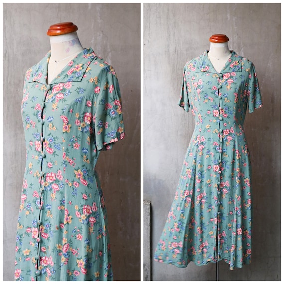 80s does 40s green floral rayon crepe buttons fron