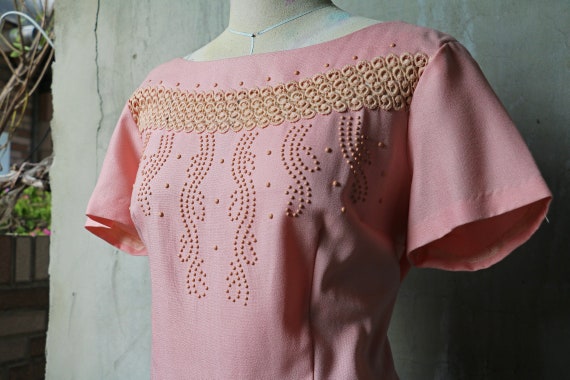 1950s 1960s lace & polka dots wiggle dress with p… - image 4