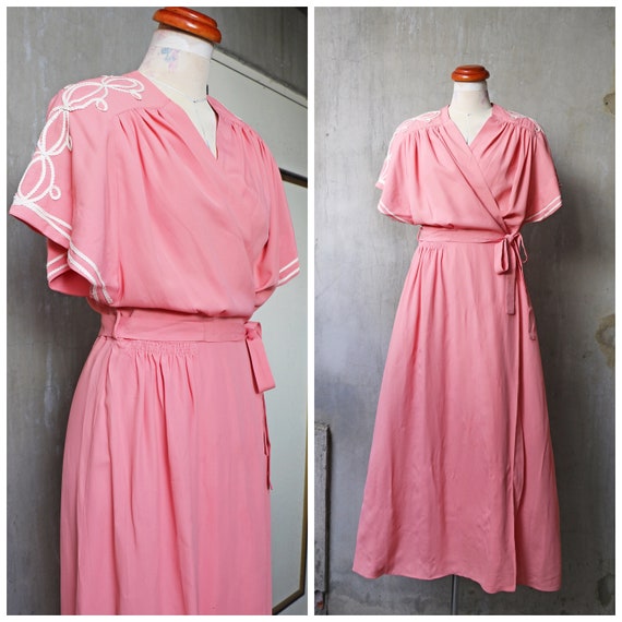 30s 40s peach crepe rayon dressing gown robe /pink