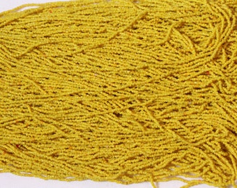 SELTENE Antike Micro Seed Beads - 20/0 Opak Maisgelb auf Hanks