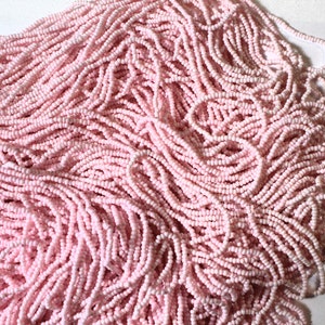 Antike/Vintage Mikro Rocailles-14/0 Licht leichte Luster Rosa-8g Hanks
