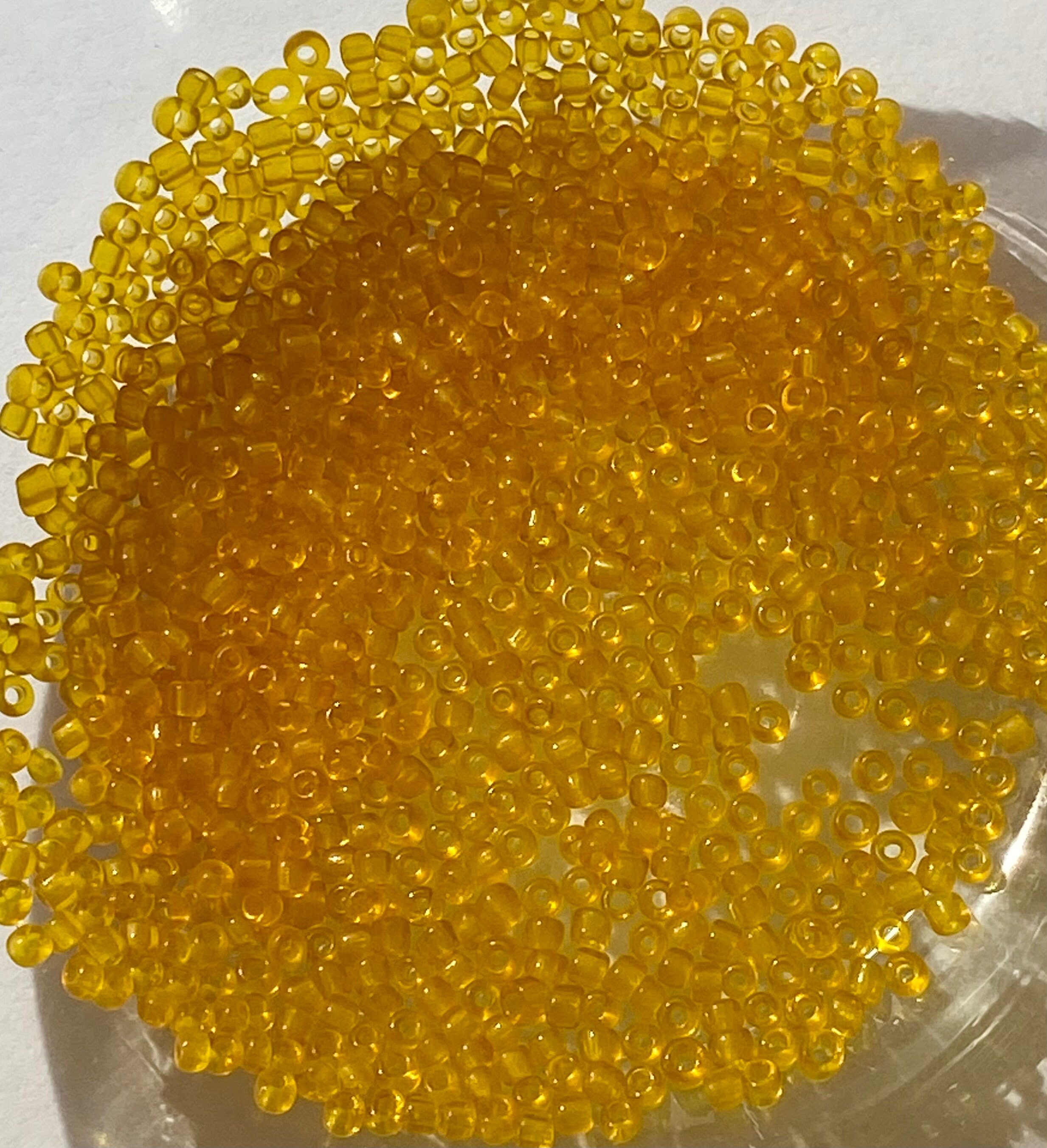 * antique beads ✳ アンティークビーズ ornament Antique/vintage Micro Seed Beads-14/0 Transparent Warm Honey