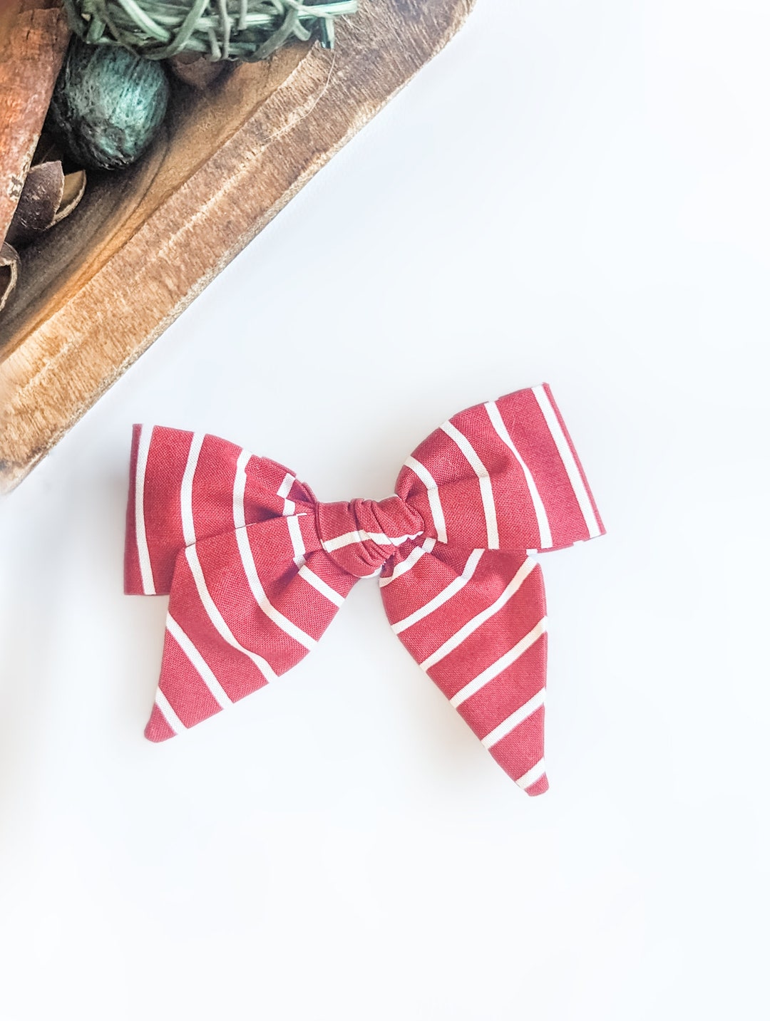 Candy Cane Red Classic Bow | Red Christmas Bow| Girl's Hair Bow ...