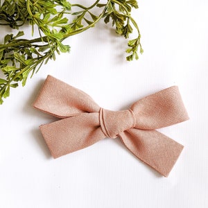 Linen Rose MEDIUM Knot Bow Light Pink Hair Bow Girl's Hair Bow, Headband Toddler Hair bows Newborn Hairbow Mommy and Me Linen Bow image 2