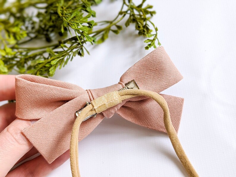 Linen Rose MEDIUM Knot Bow Light Pink Hair Bow Girl's Hair Bow, Headband Toddler Hair bows Newborn Hairbow Mommy and Me Linen Bow image 6