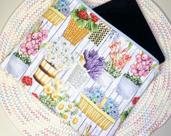 Flower Garden makeup bag, Floral travel case, Tablet case for gardeners, Large cosmetic case, Spring flower bag, Flower accessory zipper bag