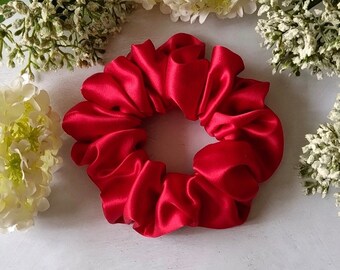 Pure Mulberry Silk Sustainable Scrunchie - Large Ruby Red - Luxury 22 Momme Hair Accessory - Highest Quality 6A Grade and Plastic Free