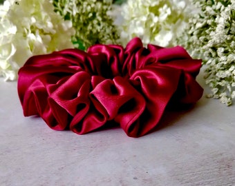 Pure Mulberry Silk Sustainable Scrunchie - Large Red Bordeaux - Luxury 30 Momme Hair Accessory - Highest Quality 6A Grade and Plastic Free